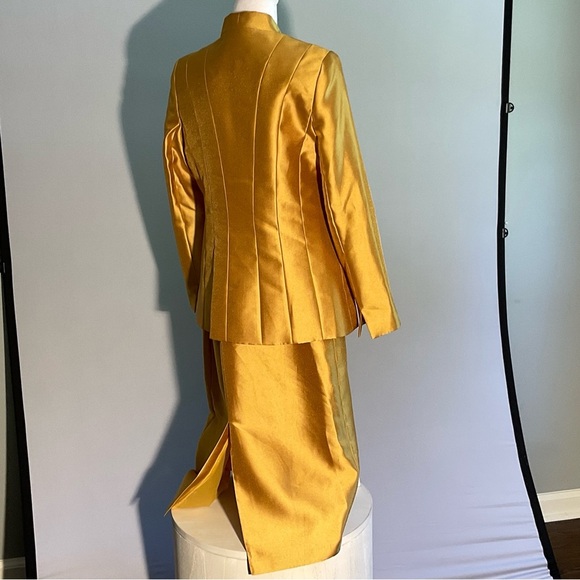 Nina Massini Gold Sz 14 3 Piece Church Suit with Rhinestone Button Elastic Waist - Picture 11 of 16
